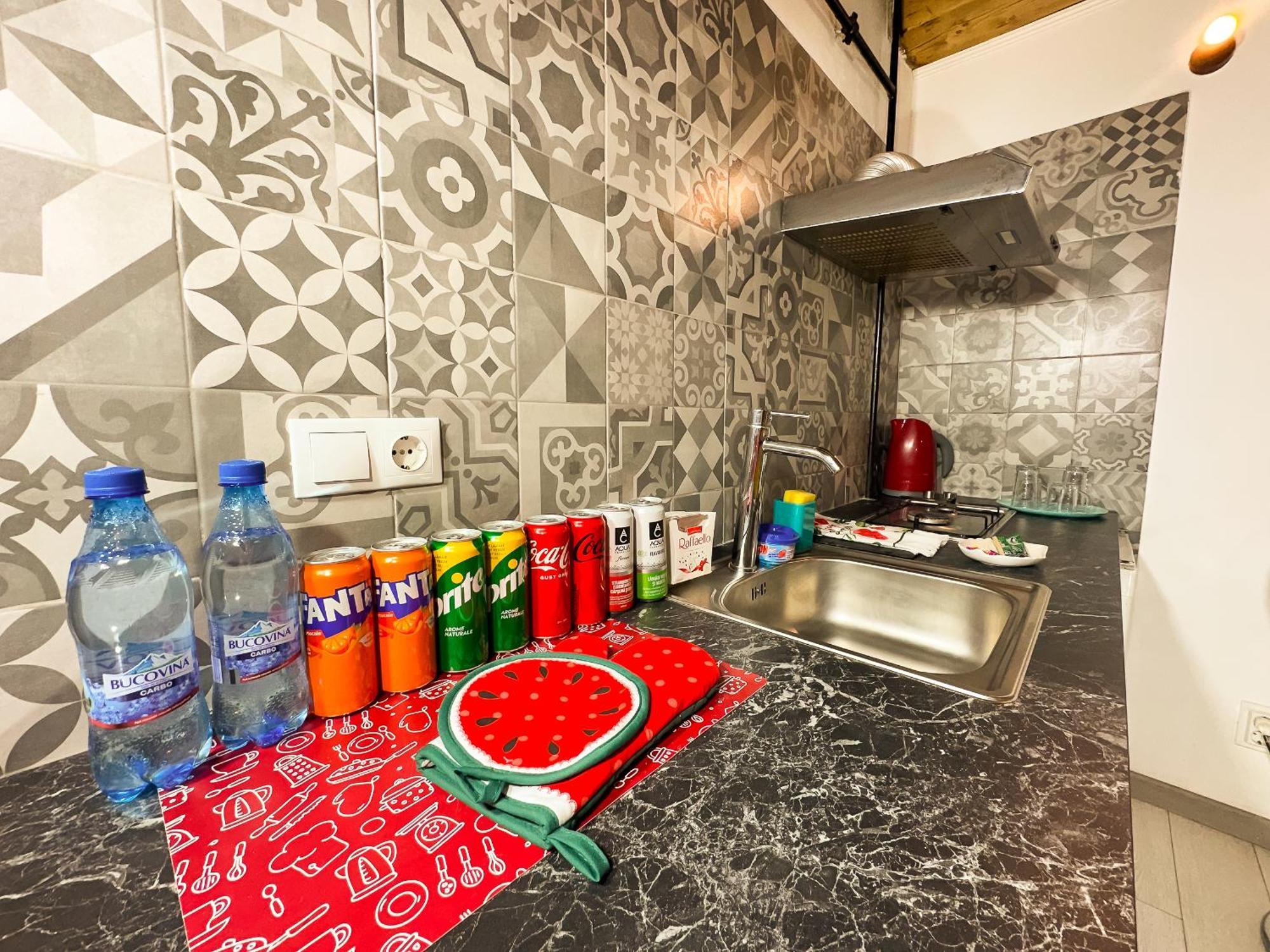Venus Central Lux Studio Craiova Exterior photo